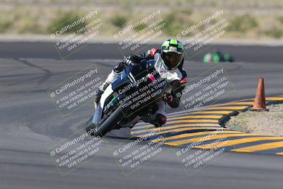 media/Nov-06-2022-SoCal Trackdays (Sun) [[208d2ccc26]]/Turn 11 (10am)/